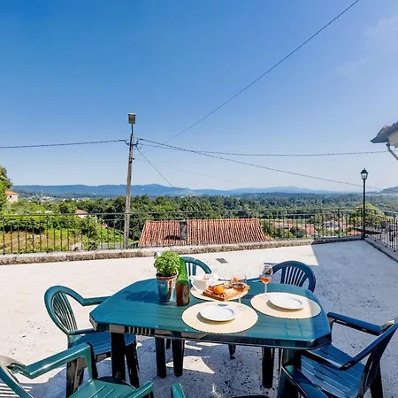 Casa Da Leira With Garden 4*