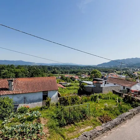 Casa Da Leira With Garden