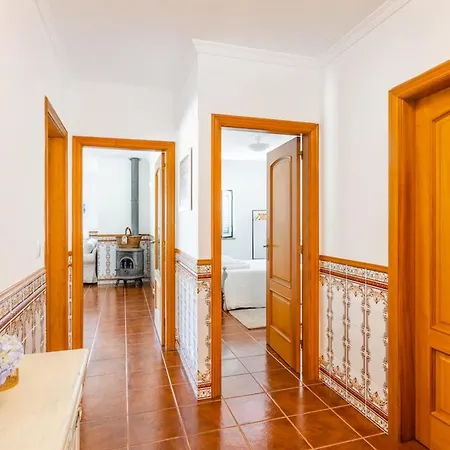 Casa Da Leira With Garden