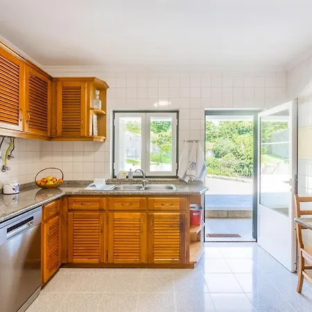 Penzion Casa Da Leira With Garden