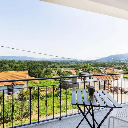 Casa Da Leira With Garden Vendégház 4*