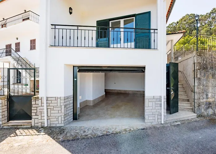 Casa Da Leira With Garden Ferienhaus