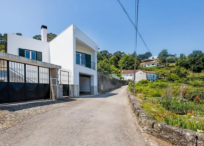 Ferienhaus Casa Da Leira With Garden